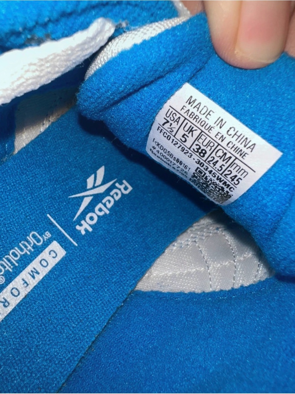 Reebok - Picture 4 of 5